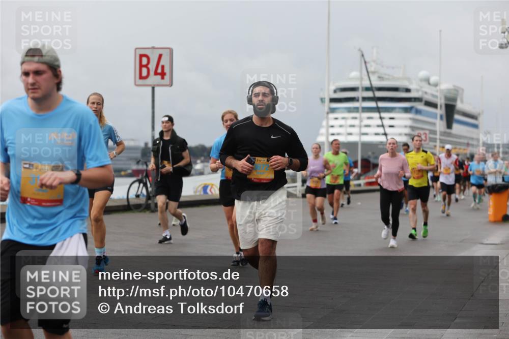 13.09.2026 - Kiel Lauf Andreas Tolksdorf http://msf.ph/oto/10470658 13.09.2026 12:10:38 Kiellinie 4, 38 meine-sportfotos.de