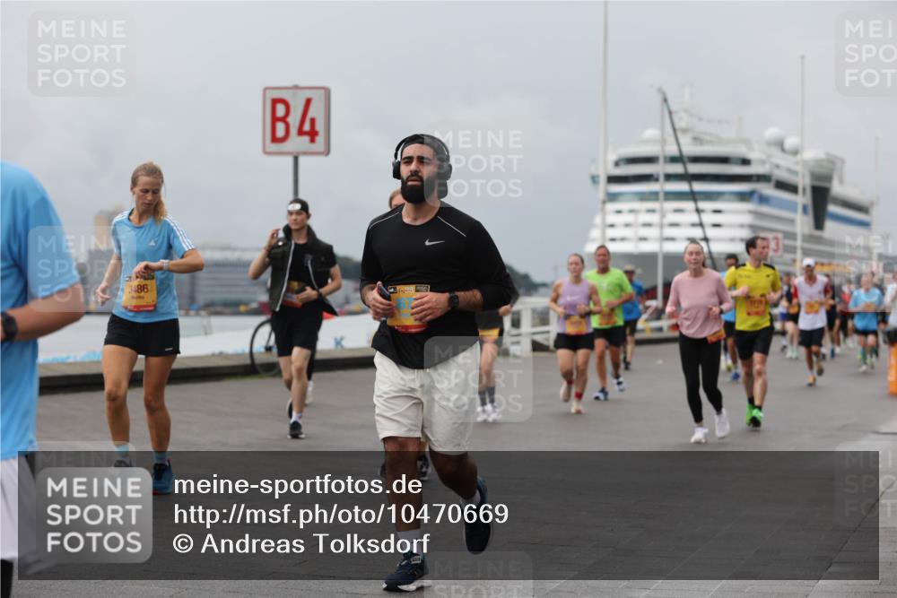 13.09.2026 - Kiel Lauf Andreas Tolksdorf http://msf.ph/oto/10470669 13.09.2026 12:10:38 Kiellinie 4, 3486, 38 meine-sportfotos.de
