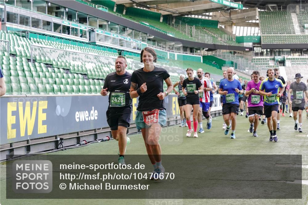 13.09.2026 - 21. swb-Marathon Bremen Michael Burmester http://msf.ph/oto/10470670 13.09.2026 13:14:22 Laufen im Stadion 266, 270, 278, 300, 349, 414, 460, 576, 600, 631, 695, 702, 768, 950, 956, 1005, 1008, 1047, 1143, 1392, 1408, 1426, 1573, 1596, 1641, 1818, 1819, 1991, 2024, 2035, 2079, 2233, 2314, 2387, 2412, 2439, 2457, 2461, 2466, 2484, 2494, 2521, 2540, 2564, 2612, 2665, 2690, 2691, 2693, 2737, 2773, 2792, 2816, 2829, 2838, 2861, 2865, 2884, 2887, 2921, 2972, 2978, 3016, 3111, 3209, 3253, 3277, 3304, 3313, 3355, 3378, 3405, 3428, 3653, 3661, 3670, 3680, 4034, 4080, 4306, 703 meine-sportfotos.de