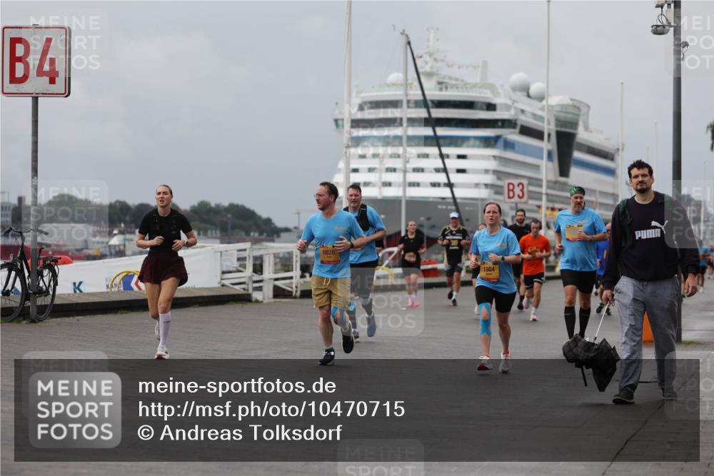 13.09.2026 - Kiel Lauf Andreas Tolksdorf http://msf.ph/oto/10470715 13.09.2026 12:11:09 Kiellinie 111, 4, 6828, 1984, 3 meine-sportfotos.de