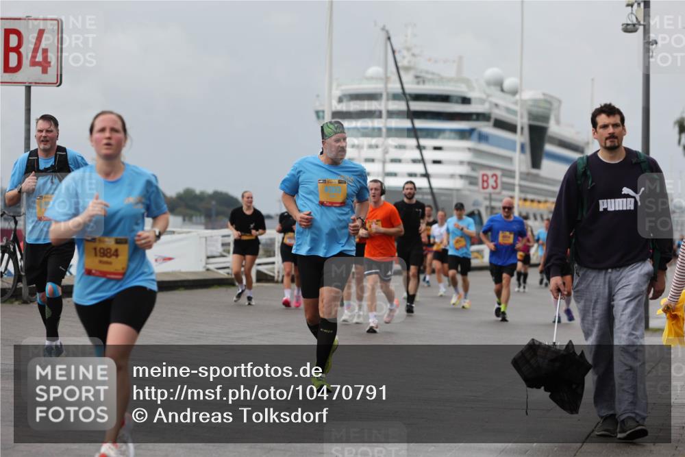 13.09.2026 - Kiel Lauf Andreas Tolksdorf http://msf.ph/oto/10470791 13.09.2026 12:11:14 Kiellinie 4, 110, 1984, 3 meine-sportfotos.de