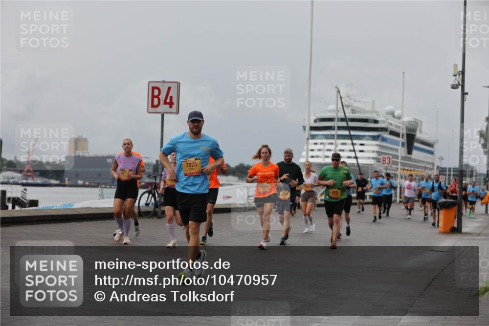 13.09.2026 - Kiel Lauf Andreas Tolksdorf http://msf.ph/oto/10470957 13.09.2026 12:11:41 Kiellinie 4, 7825, 4996, 6478, 3 meine-sportfotos.de