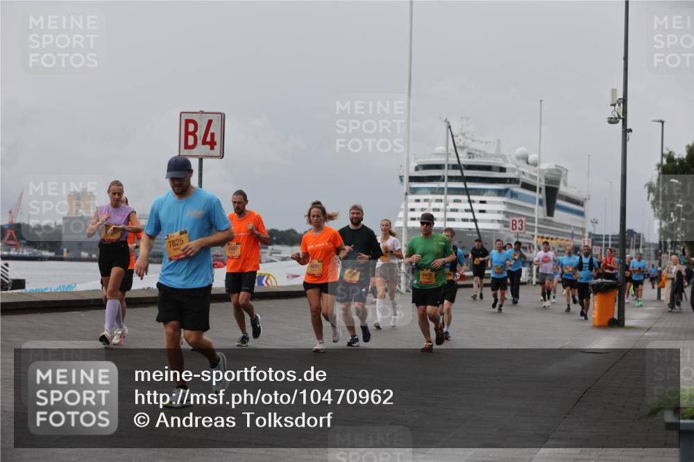 13.09.2026 - Kiel Lauf Andreas Tolksdorf http://msf.ph/oto/10470962 13.09.2026 12:11:42 Kiellinie 4, 7825, 1457, 4996, 6478, 3 meine-sportfotos.de