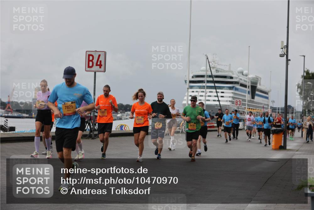13.09.2026 - Kiel Lauf Andreas Tolksdorf http://msf.ph/oto/10470970 13.09.2026 12:11:42 Kiellinie 4, 7825, 1457, 4996, 114, 3079, 6478, 3 meine-sportfotos.de