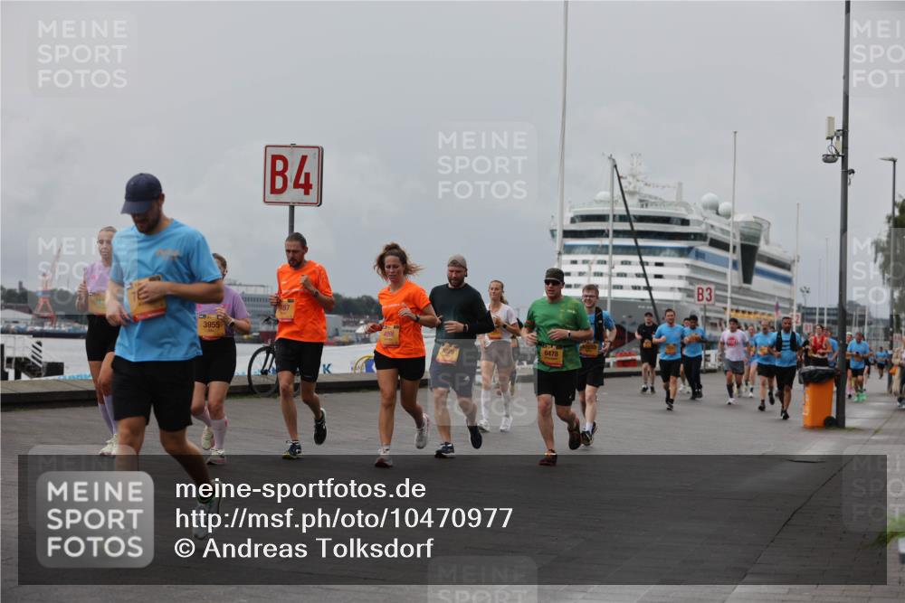 13.09.2026 - Kiel Lauf Andreas Tolksdorf http://msf.ph/oto/10470977 13.09.2026 12:11:42 Kiellinie 943, 4, 3955, 457, 4996, 6478, 3 meine-sportfotos.de