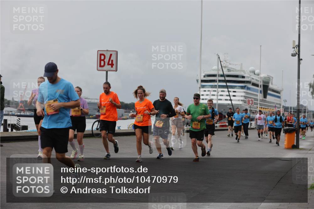 13.09.2026 - Kiel Lauf Andreas Tolksdorf http://msf.ph/oto/10470979 13.09.2026 12:11:43 Kiellinie 3955, 4, 457, 4996, 6478, 3 meine-sportfotos.de