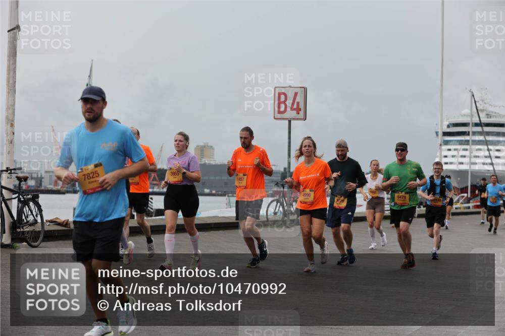 13.09.2026 - Kiel Lauf Andreas Tolksdorf http://msf.ph/oto/10470992 13.09.2026 12:11:43 Kiellinie 7825, 4 meine-sportfotos.de