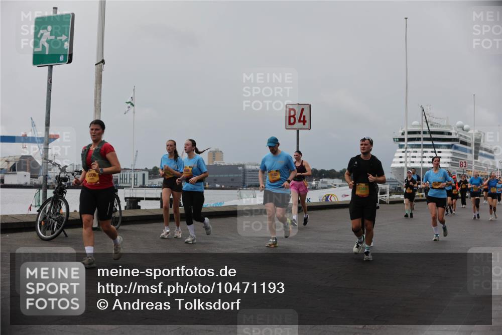 13.09.2026 - Kiel Lauf Andreas Tolksdorf http://msf.ph/oto/10471193 13.09.2026 12:18:25 Kiellinie 2006, 7103, 4, 3 meine-sportfotos.de