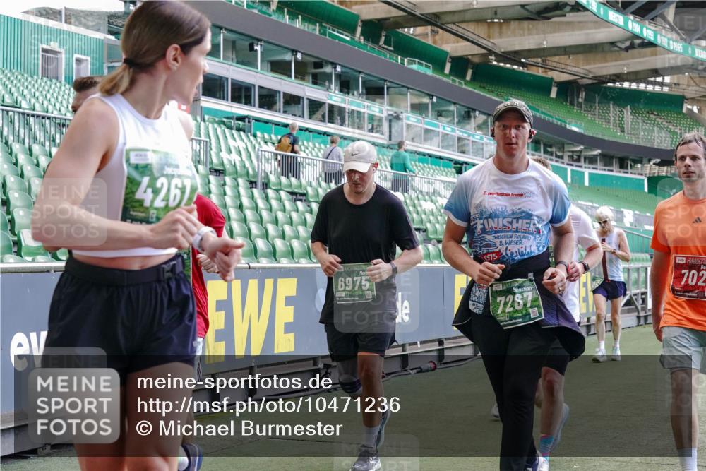 13.09.2026 - 21. swb-Marathon Bremen Michael Burmester http://msf.ph/oto/10471236 13.09.2026 13:14:35 Laufen im Stadion 263, 266, 270, 278, 300, 414, 460, 576, 600, 631, 768, 950, 956, 1005, 1008, 1047, 1143, 1392, 1408, 1426, 1573, 1596, 1818, 1819, 1991, 2024, 2035, 2079, 2233, 2235, 2314, 2359, 2387, 2412, 2457, 2466, 2484, 2494, 2521, 2540, 2564, 2612, 2665, 2690, 2691, 2693, 2737, 2760, 2773, 2816, 2829, 2838, 2859, 2861, 2865, 2887, 2921, 2958, 2972, 2978, 3016, 3111, 3209, 3277, 3304, 3313, 3355, 3378, 3405, 3428, 3653, 3661, 3670, 3680, 3829, 4034, 4080, 4306, 703 meine-sportfotos.de
