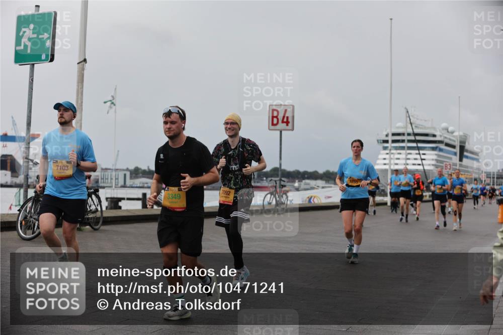 13.09.2026 - Kiel Lauf Andreas Tolksdorf http://msf.ph/oto/10471241 13.09.2026 12:18:27 Kiellinie 39, 7103, 39, 3349, 7092, 4 meine-sportfotos.de