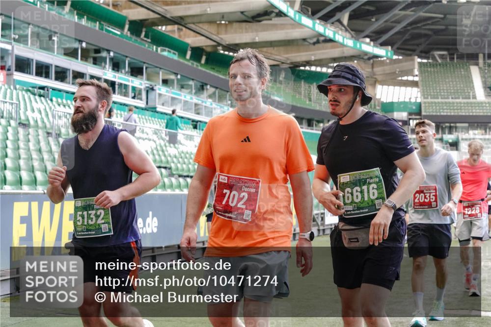 13.09.2026 - 21. swb-Marathon Bremen Michael Burmester http://msf.ph/oto/10471274 13.09.2026 13:14:37 Laufen im Stadion 263, 266, 270, 278, 300, 414, 460, 576, 600, 631, 768, 950, 956, 1005, 1008, 1047, 1392, 1408, 1426, 1573, 1596, 1818, 1819, 2024, 2035, 2079, 2233, 2235, 2314, 2359, 2387, 2412, 2457, 2466, 2484, 2494, 2521, 2540, 2564, 2612, 2690, 2691, 2693, 2737, 2760, 2783, 2816, 2829, 2838, 2859, 2861, 2865, 2887, 2921, 2958, 2972, 2978, 3016, 3111, 3209, 3277, 3304, 3355, 3378, 3405, 3428, 3653, 3661, 3670, 3680, 3829, 4034, 4080, 4306, 703 meine-sportfotos.de