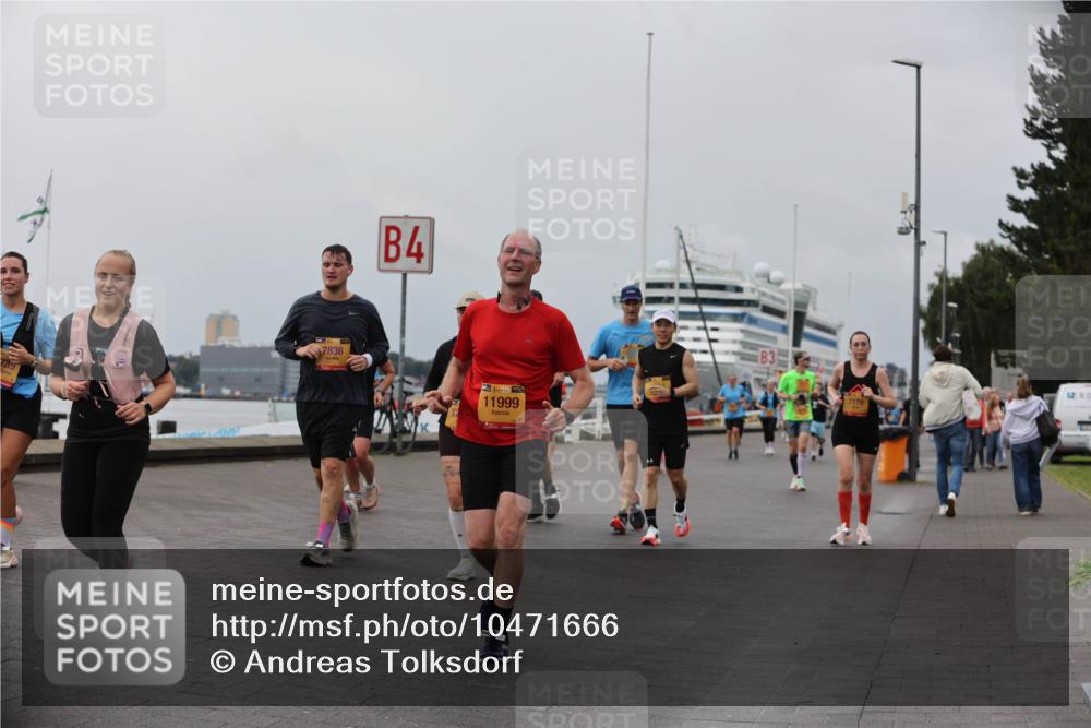 13.09.2026 - Kiel Lauf Andreas Tolksdorf http://msf.ph/oto/10471666 13.09.2026 12:19:14 Kiellinie 7836, 4, 38, 11999, 7178 meine-sportfotos.de