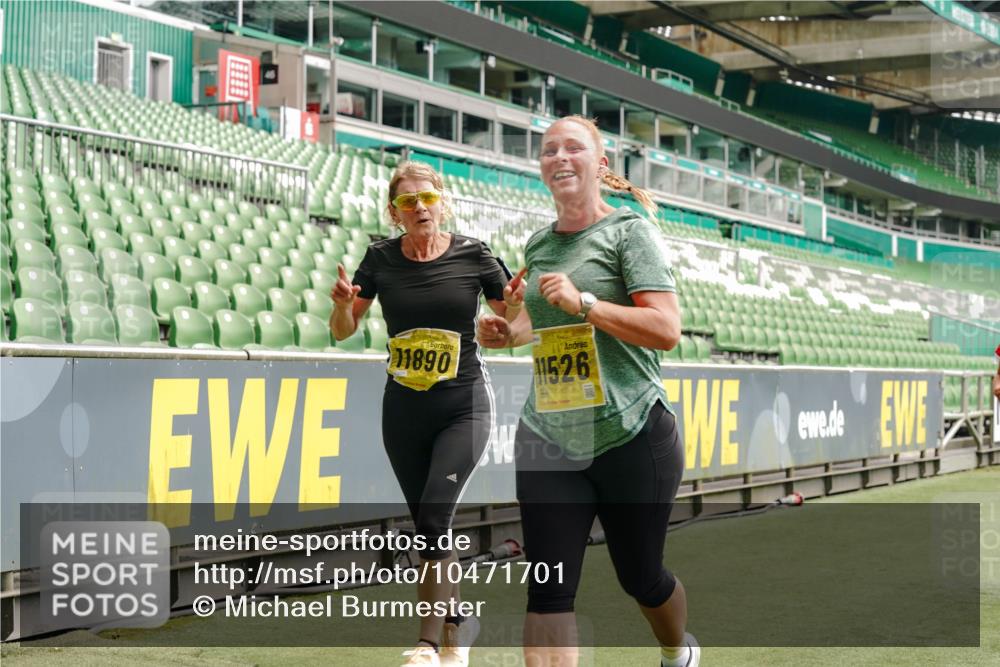 13.09.2026 - 21. swb-Marathon Bremen Michael Burmester http://msf.ph/oto/10471701 13.09.2026 10:37:04 Laufen im Stadion 10090, 10091, 10092, 10150, 10152, 10153, 10154, 10160, 10182, 10186, 10187, 10195, 10198, 10237, 10251, 10257, 10263, 10272, 10273, 10274, 10275, 10278, 10283, 10291, 10296, 10306, 10315, 10323, 10327, 10331, 10332, 10338, 10357, 10382, 10390, 10403, 10409, 10411, 10420, 10429, 10439, 10444, 10473, 10477, 10481, 10488, 10497, 10500, 10516, 10531, 10560, 10569, 10598, 10607, 10613, 10617, 10633, 10647, 10648, 10659, 10663, 10671, 10672, 10674 meine-sportfotos.de