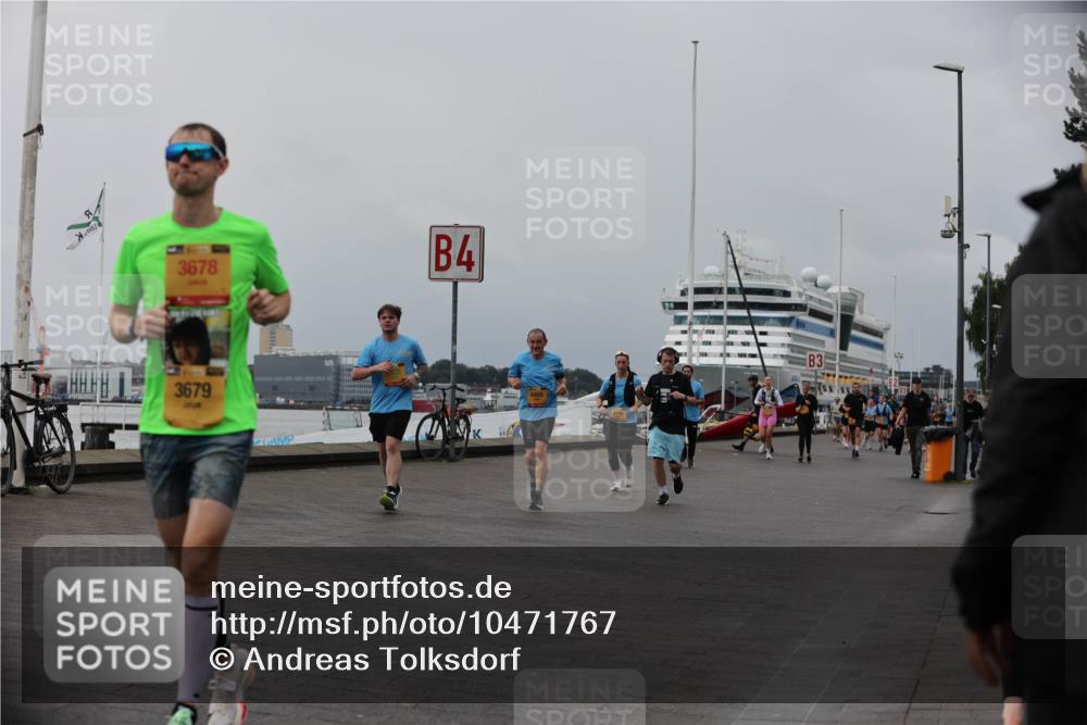 13.09.2026 - Kiel Lauf Andreas Tolksdorf http://msf.ph/oto/10471767 13.09.2026 12:19:24 Kiellinie 189, 3678, 4, 3679, 3 meine-sportfotos.de
