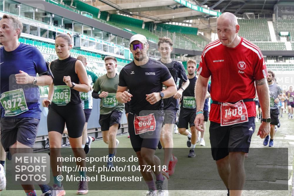 13.09.2026 - 21. swb-Marathon Bremen Michael Burmester http://msf.ph/oto/10472118 13.09.2026 13:14:59 Laufen im Stadion 143, 263, 266, 300, 414, 460, 631, 768, 956, 1008, 1047, 1392, 1408, 1573, 1596, 1818, 1819, 1874, 2024, 2035, 2079, 2233, 2235, 2314, 2359, 2385, 2386, 2387, 2412, 2457, 2466, 2484, 2494, 2521, 2540, 2564, 2667, 2690, 2691, 2693, 2737, 2760, 2783, 2829, 2838, 2859, 2861, 2865, 2874, 2887, 2958, 2978, 3075, 3111, 3157, 3165, 3185, 3209, 3265, 3304, 3355, 3378, 3382, 3405, 3428, 3653, 3661, 3670, 3680, 3829, 4034, 4080, 4306, 703 meine-sportfotos.de