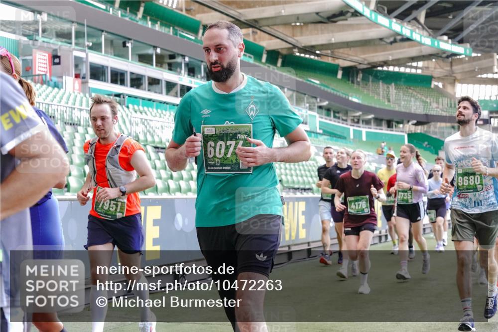13.09.2026 - 21. swb-Marathon Bremen Michael Burmester http://msf.ph/oto/10472263 13.09.2026 13:15:03 Laufen im Stadion 143, 263, 266, 300, 414, 460, 631, 768, 956, 1008, 1047, 1392, 1408, 1573, 1818, 1819, 1874, 2024, 2035, 2233, 2235, 2314, 2359, 2385, 2386, 2387, 2412, 2457, 2466, 2484, 2494, 2521, 2540, 2564, 2667, 2690, 2691, 2693, 2737, 2760, 2783, 2829, 2838, 2859, 2861, 2865, 2874, 2887, 2958, 2978, 3075, 3111, 3157, 3165, 3185, 3209, 3265, 3304, 3355, 3378, 3382, 3405, 3428, 3486, 3653, 3661, 3670, 3680, 3829, 4034, 4080, 4306, 703 meine-sportfotos.de