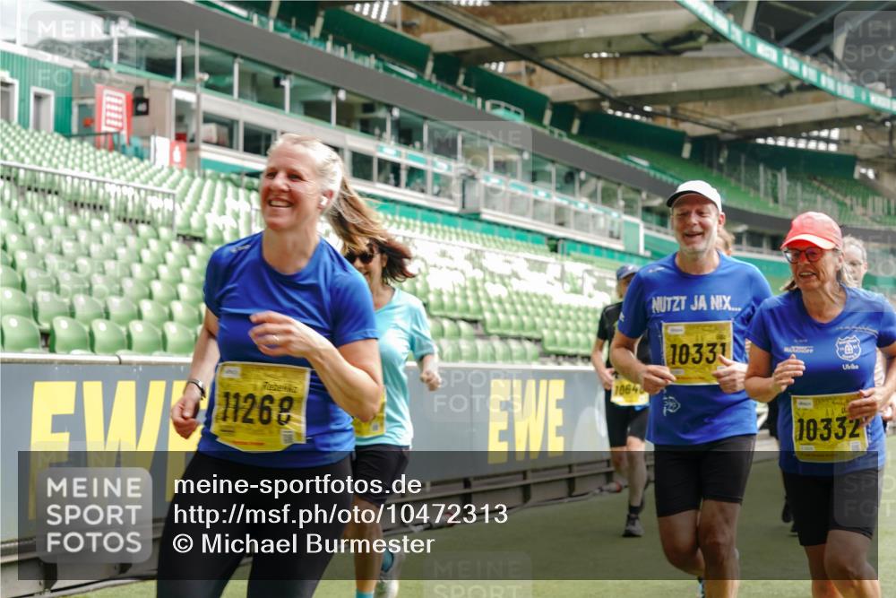 13.09.2026 - 21. swb-Marathon Bremen Michael Burmester http://msf.ph/oto/10472313 13.09.2026 10:37:23 Laufen im Stadion 10090, 10091, 10092, 10150, 10153, 10154, 10160, 10186, 10187, 10190, 10198, 10237, 10251, 10257, 10263, 10272, 10273, 10274, 10275, 10278, 10283, 10291, 10296, 10305, 10315, 10323, 10327, 10331, 10332, 10338, 10370, 10375, 10376, 10382, 10390, 10403, 10411, 10420, 10429, 10432, 10439, 10444, 10465, 10481, 10488, 10497, 10500, 10516, 10531, 10560, 10569, 10598, 10607, 10613, 10633, 10647, 10648, 10654, 10659, 10663, 10674, 10823 meine-sportfotos.de
