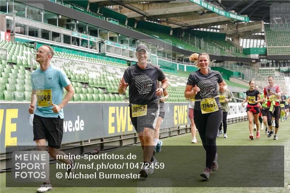 13.09.2026 - 21. swb-Marathon Bremen Michael Burmester http://msf.ph/oto/10472459 13.09.2026 10:37:27 Laufen im Stadion 10090, 10091, 10092, 10150, 10153, 10154, 10160, 10186, 10187, 10190, 10198, 10205, 10237, 10251, 10257, 10263, 10272, 10273, 10274, 10275, 10278, 10283, 10291, 10296, 10305, 10315, 10323, 10327, 10331, 10332, 10338, 10370, 10375, 10376, 10382, 10390, 10403, 10411, 10420, 10429, 10432, 10439, 10444, 10465, 10481, 10488, 10497, 10500, 10516, 10531, 10560, 10569, 10598, 10607, 10613, 10633, 10647, 10648, 10654, 10659, 10663, 10674, 10823 meine-sportfotos.de
