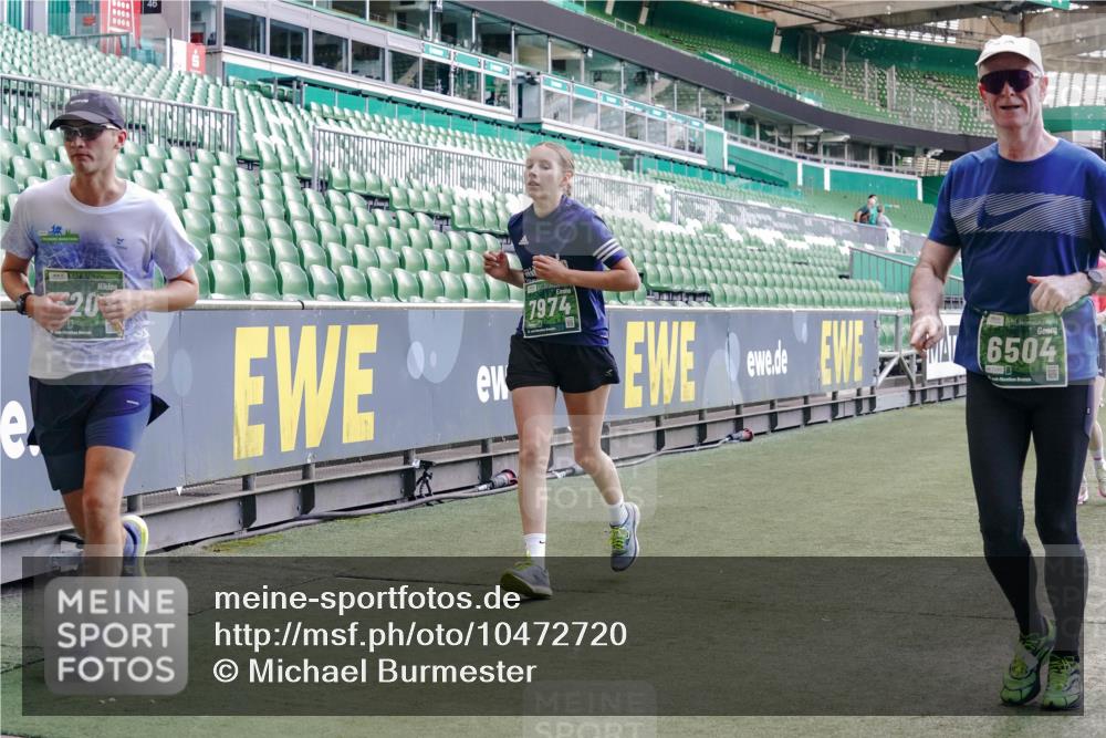 13.09.2026 - 21. swb-Marathon Bremen Michael Burmester http://msf.ph/oto/10472720 13.09.2026 13:15:16 Laufen im Stadion 143, 263, 266, 300, 414, 460, 598, 612, 631, 653, 768, 956, 1008, 1047, 1392, 1408, 1573, 1818, 1819, 1874, 2013, 2024, 2218, 2233, 2235, 2314, 2359, 2385, 2386, 2412, 2466, 2468, 2484, 2494, 2521, 2540, 2564, 2667, 2678, 2690, 2691, 2737, 2760, 2783, 2829, 2838, 2859, 2861, 2865, 2874, 2887, 2958, 2978, 3001, 3075, 3157, 3165, 3185, 3237, 3265, 3355, 3378, 3382, 3405, 3428, 3486, 3512, 3653, 3661, 3670, 3680, 3829, 4034, 4080, 4306, 703 meine-sportfotos.de