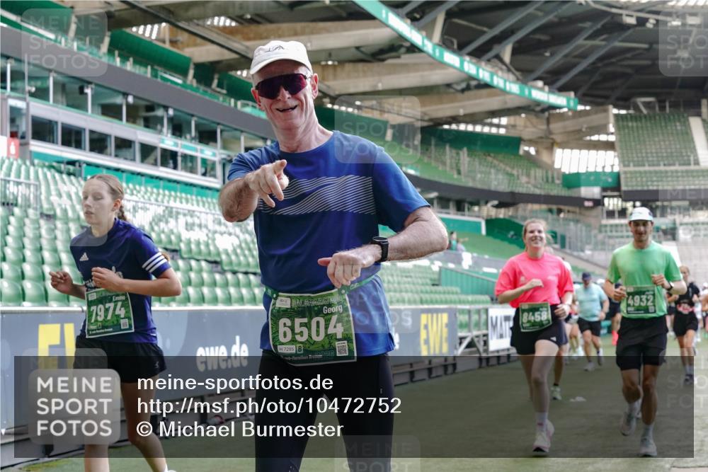 13.09.2026 - 21. swb-Marathon Bremen Michael Burmester http://msf.ph/oto/10472752 13.09.2026 13:15:17 Laufen im Stadion 143, 263, 266, 300, 414, 460, 598, 612, 653, 768, 956, 1008, 1047, 1392, 1408, 1573, 1818, 1819, 1874, 2013, 2024, 2218, 2233, 2235, 2314, 2359, 2385, 2386, 2412, 2466, 2468, 2484, 2494, 2521, 2564, 2667, 2678, 2690, 2691, 2737, 2760, 2783, 2829, 2838, 2859, 2861, 2865, 2874, 2887, 2958, 2978, 3001, 3075, 3157, 3165, 3185, 3237, 3265, 3331, 3355, 3378, 3382, 3405, 3428, 3486, 3512, 3653, 3661, 3670, 3680, 3829, 4034, 4080, 4306, 703 meine-sportfotos.de