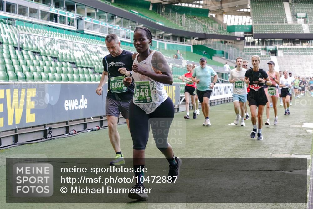 13.09.2026 - 21. swb-Marathon Bremen Michael Burmester http://msf.ph/oto/10472887 13.09.2026 13:15:20 Laufen im Stadion 143, 263, 266, 300, 414, 460, 598, 612, 653, 768, 956, 1008, 1047, 1392, 1408, 1573, 1818, 1819, 1874, 2013, 2024, 2218, 2233, 2235, 2314, 2359, 2385, 2386, 2412, 2466, 2468, 2484, 2494, 2521, 2564, 2667, 2678, 2690, 2691, 2698, 2737, 2760, 2783, 2829, 2838, 2859, 2861, 2865, 2874, 2887, 2958, 2978, 3001, 3075, 3157, 3165, 3185, 3237, 3265, 3331, 3355, 3378, 3382, 3405, 3428, 3486, 3512, 3653, 3661, 3670, 3680, 3829, 4034, 4080, 4306, 703 meine-sportfotos.de
