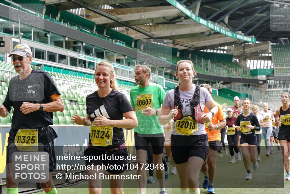 13.09.2026 - 21. swb-Marathon Bremen Michael Burmester http://msf.ph/oto/10472948 13.09.2026 10:37:40 Laufen im Stadion 10090, 10091, 10092, 10150, 10153, 10154, 10160, 10168, 10186, 10190, 10198, 10205, 10237, 10251, 10257, 10273, 10274, 10278, 10283, 10296, 10305, 10315, 10323, 10327, 10331, 10332, 10338, 10370, 10375, 10376, 10382, 10390, 10403, 10411, 10429, 10432, 10444, 10465, 10488, 10497, 10500, 10516, 10531, 10569, 10598, 10607, 10613, 10633, 10645, 10647, 10648, 10654, 10659, 10661, 10663, 10674, 10681, 10682, 10695, 10697, 10802, 10823 meine-sportfotos.de