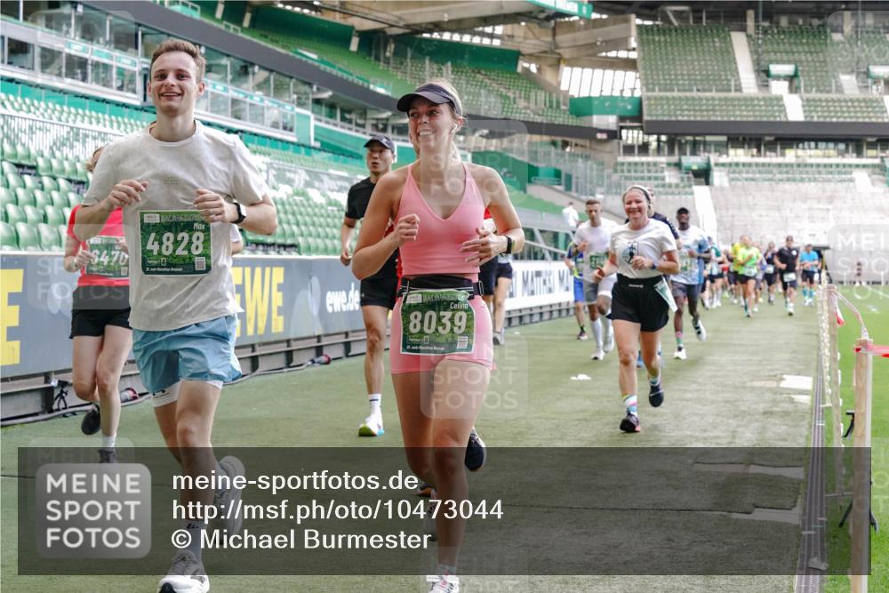13.09.2026 - 21. swb-Marathon Bremen Michael Burmester http://msf.ph/oto/10473044 13.09.2026 13:15:24 Laufen im Stadion 143, 263, 266, 300, 414, 460, 598, 612, 653, 768, 956, 1008, 1047, 1392, 1408, 1573, 1818, 1819, 1874, 2013, 2024, 2218, 2233, 2235, 2314, 2359, 2385, 2386, 2466, 2468, 2484, 2494, 2521, 2564, 2664, 2667, 2678, 2690, 2691, 2698, 2737, 2760, 2783, 2829, 2838, 2846, 2859, 2861, 2865, 2874, 2887, 2958, 2978, 3001, 3075, 3133, 3157, 3165, 3185, 3237, 3265, 3331, 3355, 3378, 3382, 3405, 3428, 3486, 3512, 3653, 3670, 3680, 3829, 4034, 4080, 4306, 703 meine-sportfotos.de