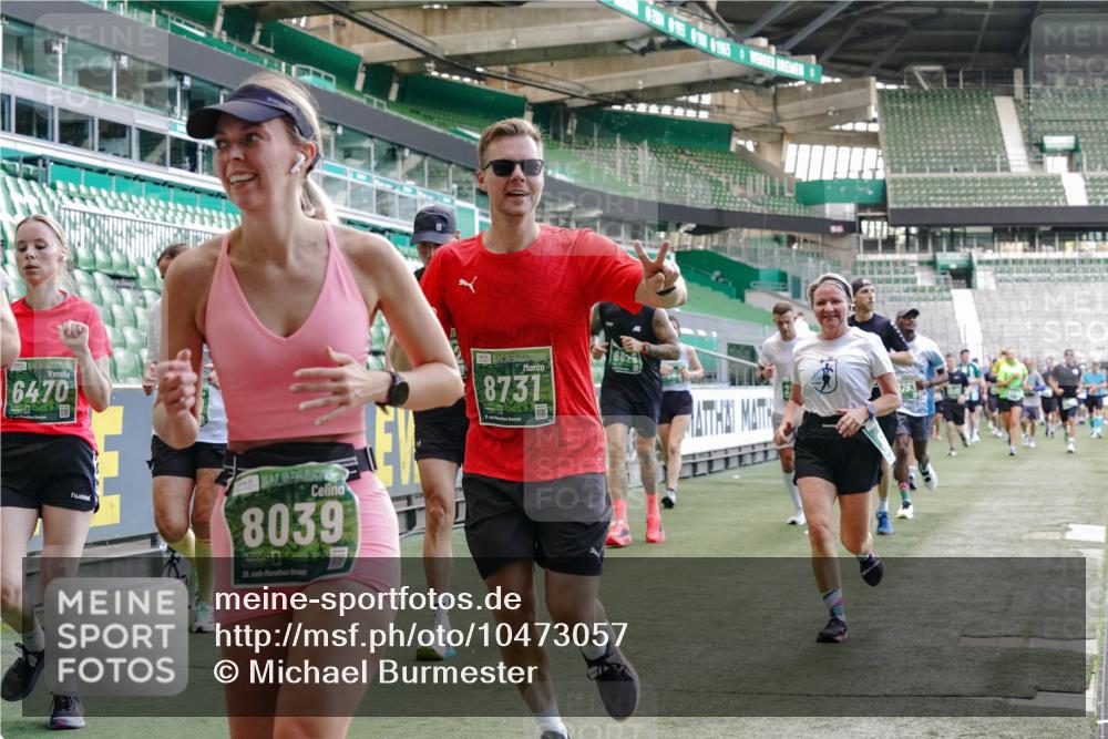 13.09.2026 - 21. swb-Marathon Bremen Michael Burmester http://msf.ph/oto/10473057 13.09.2026 13:15:25 Laufen im Stadion 143, 263, 266, 300, 414, 460, 598, 612, 653, 768, 956, 1008, 1047, 1392, 1408, 1573, 1818, 1819, 1874, 2013, 2024, 2218, 2233, 2235, 2314, 2351, 2359, 2385, 2386, 2466, 2468, 2484, 2494, 2521, 2564, 2664, 2667, 2678, 2690, 2691, 2698, 2737, 2760, 2783, 2799, 2829, 2838, 2846, 2859, 2861, 2865, 2874, 2887, 2958, 2978, 3001, 3075, 3133, 3157, 3165, 3185, 3237, 3265, 3331, 3355, 3378, 3382, 3405, 3428, 3486, 3512, 3653, 3670, 3680, 3829, 4034, 4080, 4306, 703 meine-sportfotos.de