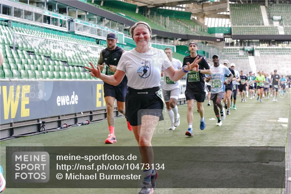 13.09.2026 - 21. swb-Marathon Bremen Michael Burmester http://msf.ph/oto/10473134 13.09.2026 13:15:27 Laufen im Stadion 143, 231, 263, 266, 300, 414, 460, 598, 612, 653, 768, 956, 1008, 1047, 1392, 1408, 1573, 1818, 1819, 1874, 2013, 2024, 2218, 2233, 2235, 2314, 2351, 2359, 2385, 2386, 2466, 2468, 2484, 2494, 2521, 2564, 2579, 2664, 2667, 2678, 2690, 2691, 2698, 2737, 2760, 2783, 2799, 2829, 2838, 2846, 2859, 2861, 2865, 2874, 2887, 2958, 2978, 3001, 3075, 3133, 3157, 3165, 3185, 3237, 3265, 3331, 3355, 3382, 3405, 3428, 3486, 3512, 3653, 3670, 3680, 3829, 4034, 4080, 4306, 703 meine-sportfotos.de