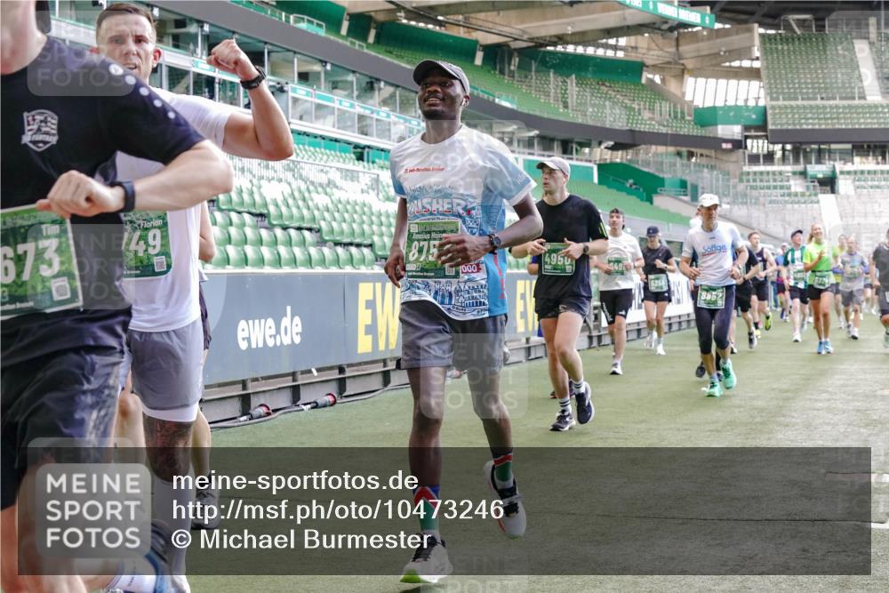 13.09.2026 - 21. swb-Marathon Bremen Michael Burmester http://msf.ph/oto/10473246 13.09.2026 13:15:29 Laufen im Stadion 143, 231, 263, 266, 300, 414, 598, 612, 653, 768, 956, 1008, 1047, 1392, 1408, 1573, 1818, 1819, 1874, 2013, 2024, 2218, 2233, 2235, 2314, 2351, 2359, 2385, 2386, 2466, 2468, 2484, 2494, 2564, 2579, 2664, 2667, 2678, 2690, 2691, 2698, 2737, 2760, 2783, 2799, 2829, 2838, 2846, 2859, 2861, 2865, 2874, 2887, 2958, 2978, 3001, 3075, 3133, 3157, 3165, 3185, 3237, 3265, 3331, 3355, 3382, 3405, 3428, 3486, 3512, 3653, 3670, 3680, 3829, 4034, 4080, 4306, 703 meine-sportfotos.de