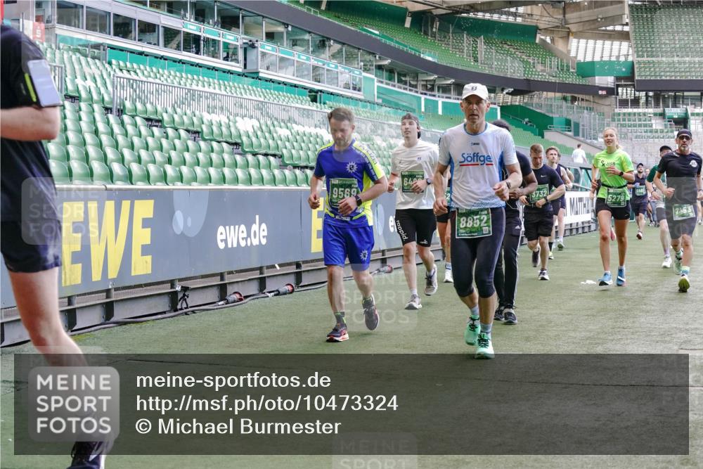 13.09.2026 - 21. swb-Marathon Bremen Michael Burmester http://msf.ph/oto/10473324 13.09.2026 13:15:32 Laufen im Stadion 143, 231, 263, 266, 300, 414, 598, 612, 653, 768, 956, 1008, 1047, 1185, 1392, 1573, 1818, 1819, 1874, 2013, 2218, 2233, 2235, 2314, 2351, 2359, 2385, 2386, 2466, 2468, 2484, 2494, 2564, 2579, 2664, 2667, 2678, 2690, 2691, 2698, 2737, 2760, 2783, 2799, 2829, 2838, 2846, 2859, 2861, 2865, 2874, 2887, 2958, 2978, 3001, 3075, 3133, 3157, 3165, 3185, 3237, 3265, 3331, 3355, 3382, 3387, 3405, 3428, 3486, 3512, 3670, 3680, 3829, 4034, 4080, 4306, 703 meine-sportfotos.de
