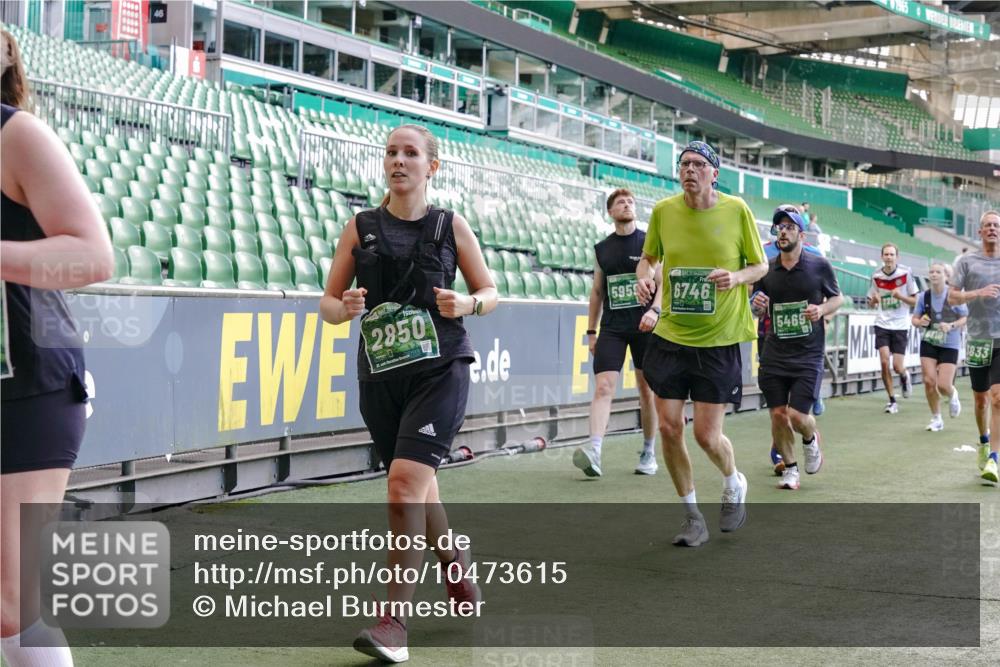 13.09.2026 - 21. swb-Marathon Bremen Michael Burmester http://msf.ph/oto/10473615 13.09.2026 13:15:41 Laufen im Stadion 143, 231, 263, 266, 300, 414, 598, 612, 653, 768, 956, 1008, 1047, 1185, 1312, 1465, 1818, 1819, 1874, 2013, 2218, 2235, 2314, 2351, 2359, 2363, 2385, 2386, 2466, 2468, 2484, 2494, 2579, 2664, 2667, 2678, 2690, 2691, 2698, 2737, 2760, 2778, 2783, 2799, 2829, 2838, 2846, 2859, 2861, 2865, 2874, 2887, 2958, 2974, 2978, 3001, 3075, 3133, 3157, 3165, 3185, 3237, 3265, 3331, 3355, 3382, 3387, 3486, 3512, 3670, 3680, 3829, 4034, 4080, 4306, 703 meine-sportfotos.de