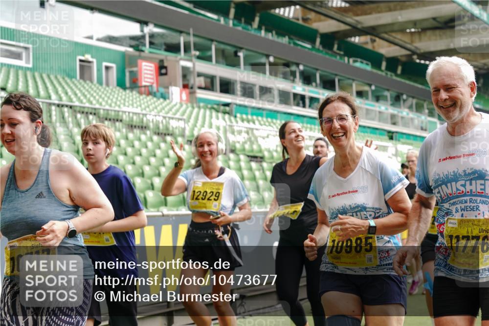 13.09.2026 - 21. swb-Marathon Bremen Michael Burmester http://msf.ph/oto/10473677 13.09.2026 10:37:59 Laufen im Stadion 10090, 10091, 10092, 10150, 10153, 10154, 10168, 10186, 10188, 10190, 10198, 10205, 10237, 10257, 10259, 10260, 10273, 10274, 10283, 10296, 10305, 10315, 10323, 10327, 10331, 10332, 10370, 10375, 10376, 10390, 10429, 10432, 10444, 10465, 10488, 10497, 10500, 10516, 10526, 10598, 10613, 10633, 10645, 10647, 10648, 10654, 10659, 10661, 10663, 10674, 10681, 10682, 10695, 10697, 10802, 10823 meine-sportfotos.de