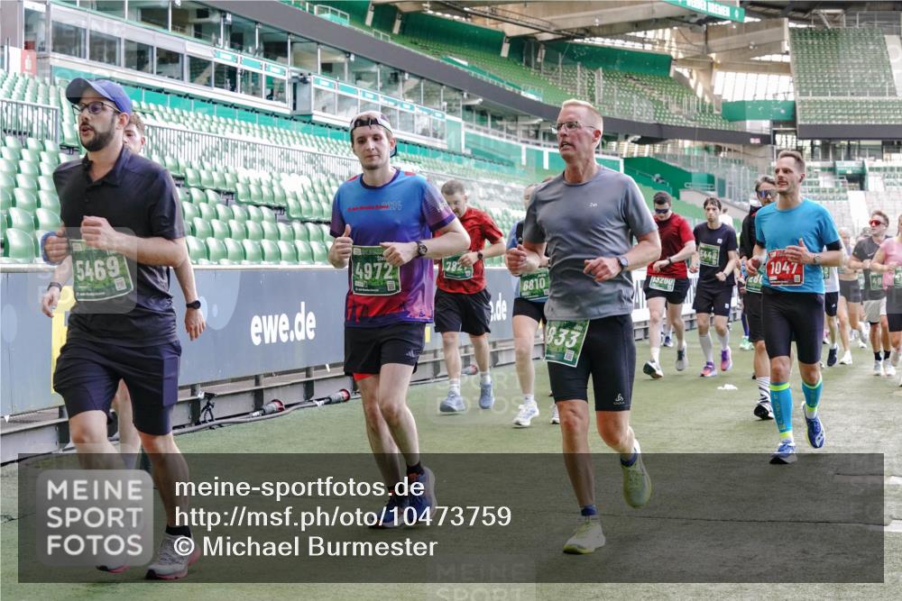 13.09.2026 - 21. swb-Marathon Bremen Michael Burmester http://msf.ph/oto/10473759 13.09.2026 13:15:43 Laufen im Stadion 143, 231, 263, 266, 300, 414, 598, 612, 653, 956, 1008, 1047, 1185, 1312, 1465, 1539, 1818, 1819, 1874, 2013, 2218, 2235, 2314, 2351, 2359, 2363, 2385, 2386, 2466, 2468, 2484, 2494, 2579, 2664, 2667, 2678, 2690, 2691, 2698, 2737, 2760, 2778, 2783, 2799, 2838, 2846, 2859, 2861, 2865, 2874, 2958, 2974, 2978, 3001, 3075, 3133, 3157, 3165, 3185, 3237, 3265, 3331, 3355, 3382, 3387, 3486, 3512, 3670, 3680, 3829, 4034, 4080, 4306, 703 meine-sportfotos.de