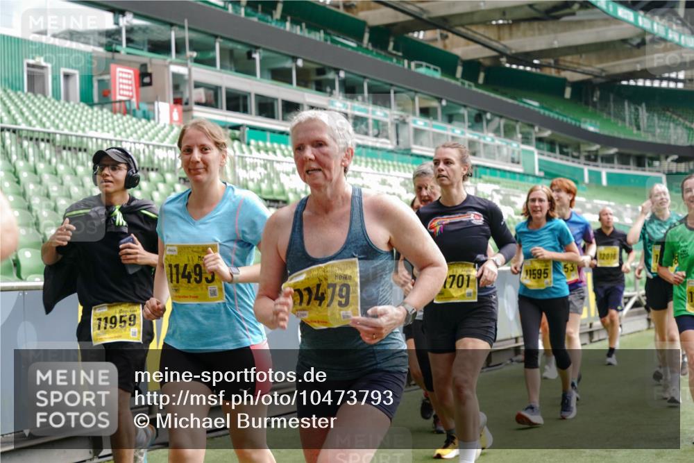13.09.2026 - 21. swb-Marathon Bremen Michael Burmester http://msf.ph/oto/10473793 13.09.2026 10:38:03 Laufen im Stadion 10090, 10091, 10092, 10150, 10153, 10154, 10168, 10186, 10188, 10190, 10198, 10205, 10237, 10257, 10259, 10260, 10273, 10274, 10283, 10296, 10305, 10315, 10323, 10327, 10331, 10332, 10370, 10375, 10376, 10432, 10444, 10465, 10488, 10497, 10500, 10516, 10526, 10598, 10613, 10633, 10645, 10647, 10648, 10654, 10659, 10661, 10663, 10674, 10681, 10682, 10695, 10697, 10802, 10823 meine-sportfotos.de