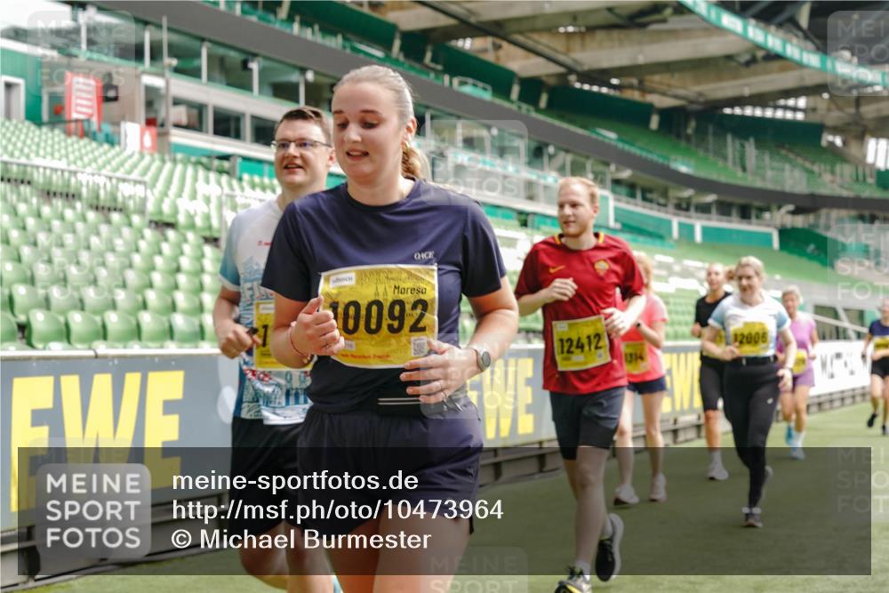 13.09.2026 - 21. swb-Marathon Bremen Michael Burmester http://msf.ph/oto/10473964 13.09.2026 10:38:08 Laufen im Stadion 10090, 10091, 10092, 10150, 10153, 10154, 10168, 10186, 10188, 10190, 10198, 10205, 10237, 10259, 10260, 10273, 10274, 10283, 10296, 10305, 10315, 10323, 10327, 10331, 10332, 10370, 10375, 10376, 10432, 10444, 10465, 10488, 10497, 10500, 10516, 10526, 10598, 10613, 10630, 10633, 10645, 10647, 10648, 10654, 10659, 10661, 10663, 10674, 10681, 10682, 10695, 10697, 10802, 10823 meine-sportfotos.de