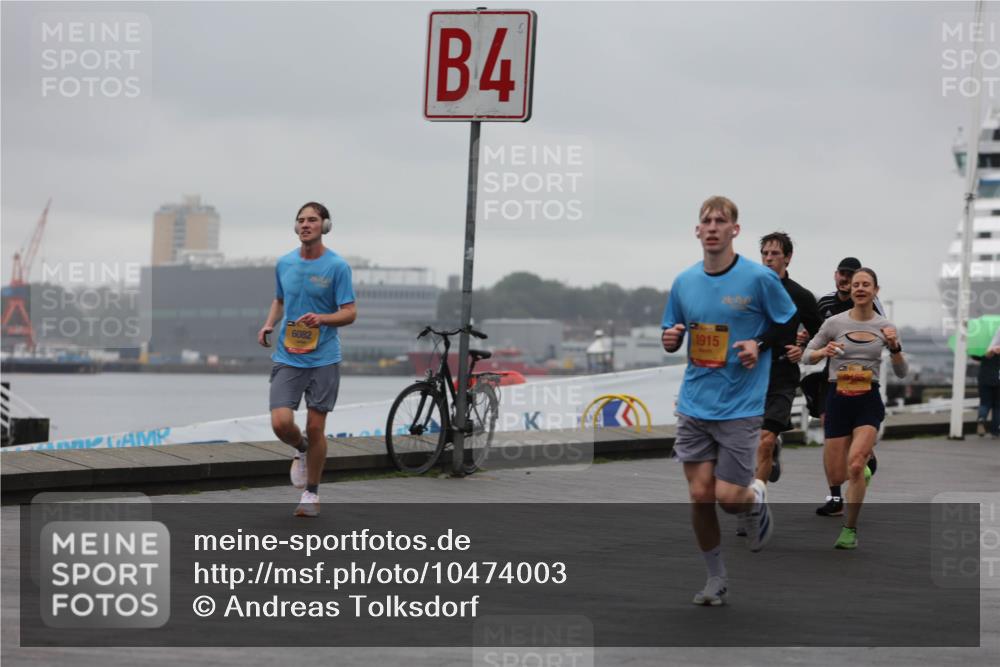 13.09.2026 - Kiel Lauf Andreas Tolksdorf http://msf.ph/oto/10474003 13.09.2026 11:45:22 Kiellinie 6082, 4, 1915 meine-sportfotos.de