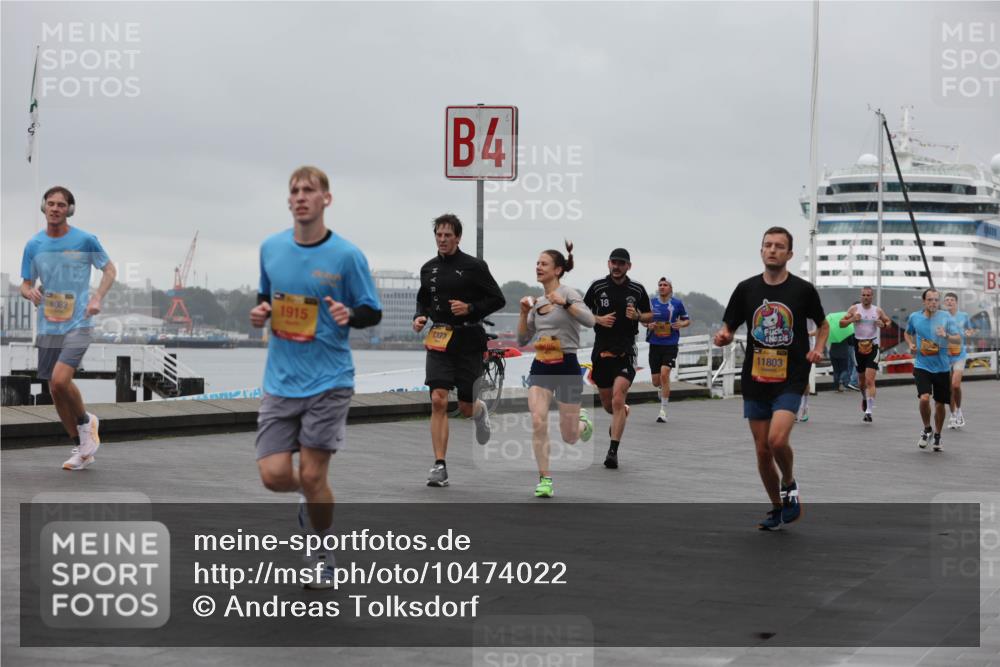 13.09.2026 - Kiel Lauf Andreas Tolksdorf http://msf.ph/oto/10474022 13.09.2026 11:45:24 Kiellinie 1915, 7373, 6082, 4, 18, 11803 meine-sportfotos.de
