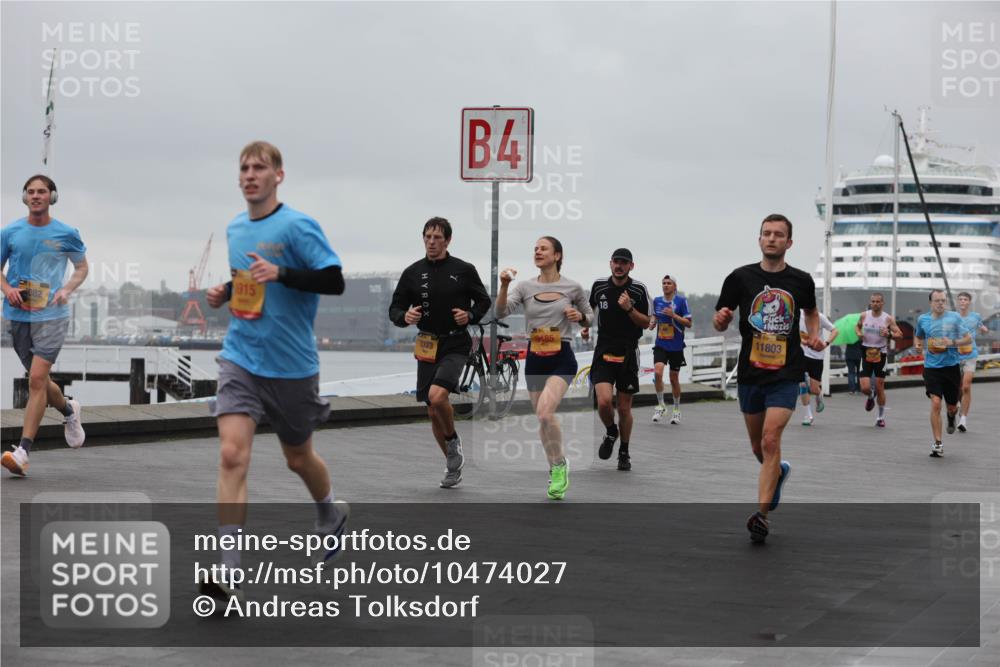 13.09.2026 - Kiel Lauf Andreas Tolksdorf http://msf.ph/oto/10474027 13.09.2026 11:45:24 Kiellinie 915, 082, 4, 11803, 9485, 7373 meine-sportfotos.de