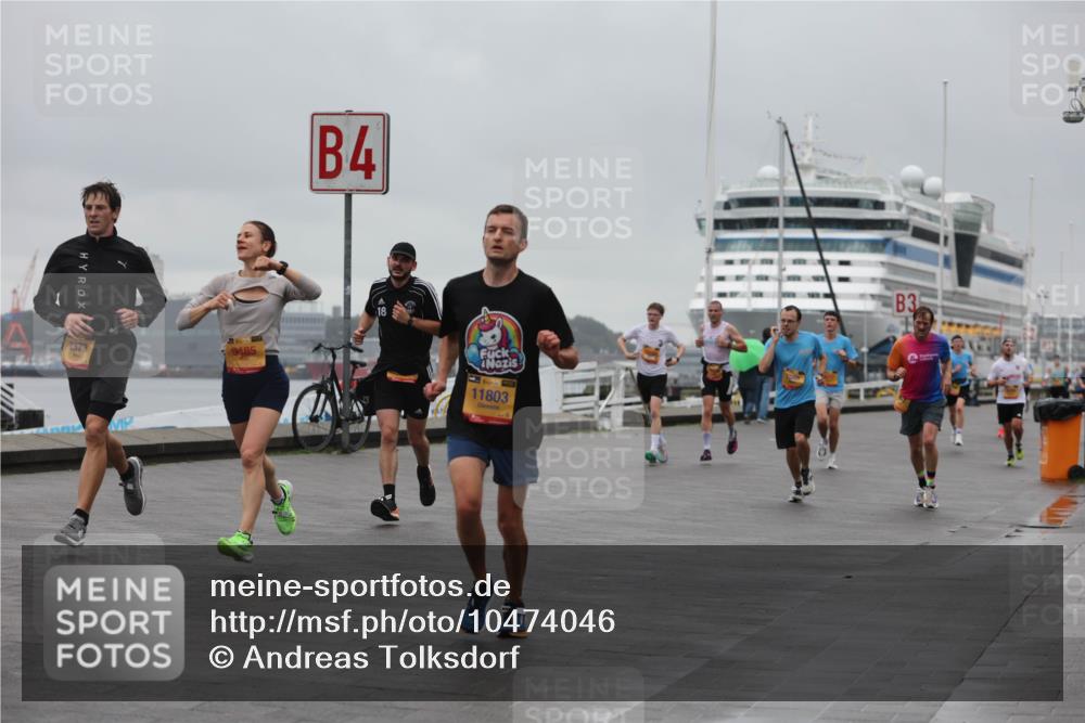 13.09.2026 - Kiel Lauf Andreas Tolksdorf http://msf.ph/oto/10474046 13.09.2026 11:45:25 Kiellinie 7373, 9485, 4, 18, 11, 39, 11803, 3 meine-sportfotos.de