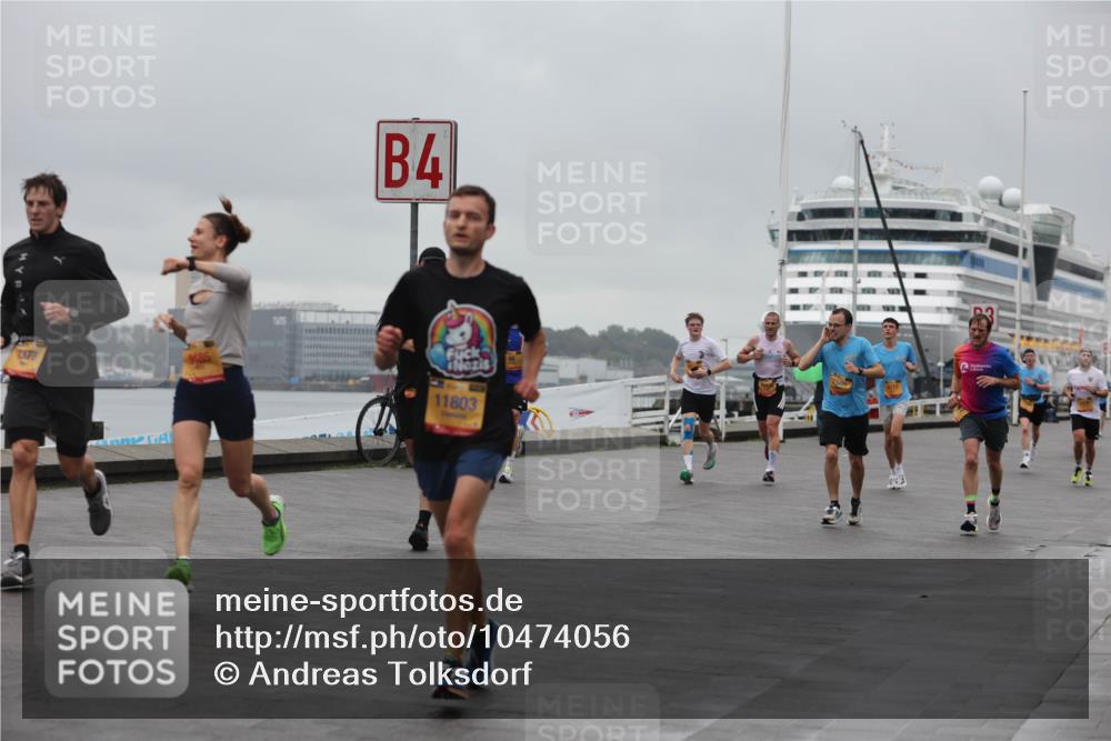 13.09.2026 - Kiel Lauf Andreas Tolksdorf http://msf.ph/oto/10474056 13.09.2026 11:45:25 Kiellinie 4, 1373, 11803 meine-sportfotos.de