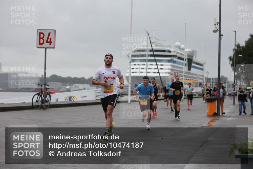 13.09.2026 - Kiel Lauf Andreas Tolksdorf http://msf.ph/oto/10474187 13.09.2026 11:45:33 Kiellinie 4, 5926, 17489, 3 meine-sportfotos.de