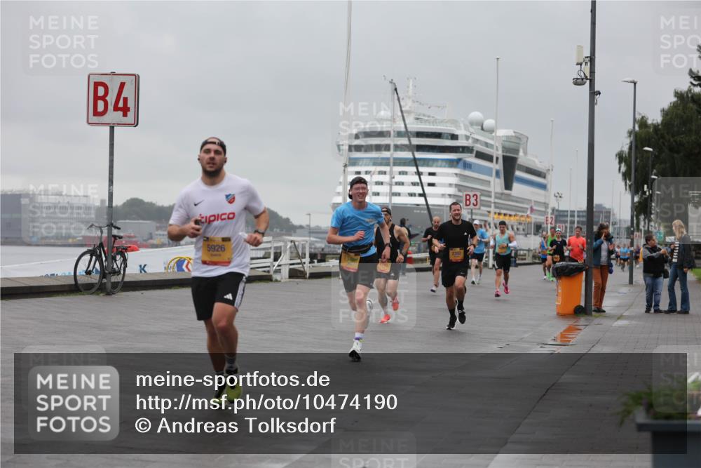 13.09.2026 - Kiel Lauf Andreas Tolksdorf http://msf.ph/oto/10474190 13.09.2026 11:45:34 Kiellinie 4, 5926, 2392, 3 meine-sportfotos.de