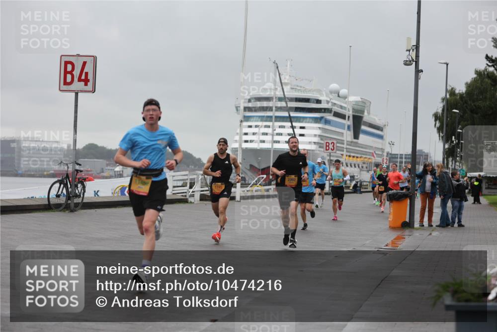 13.09.2026 - Kiel Lauf Andreas Tolksdorf http://msf.ph/oto/10474216 13.09.2026 11:45:35 Kiellinie 4, 1745, 2392, 3 meine-sportfotos.de