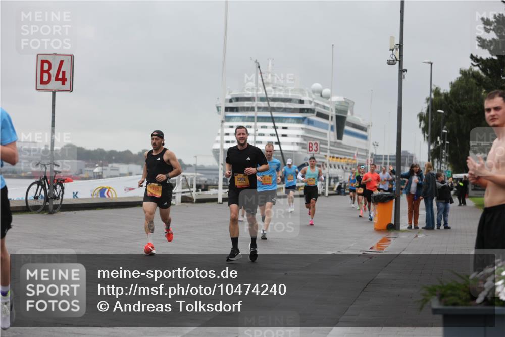 13.09.2026 - Kiel Lauf Andreas Tolksdorf http://msf.ph/oto/10474240 13.09.2026 11:45:36 Kiellinie 4, 1745, 2392, 3 meine-sportfotos.de