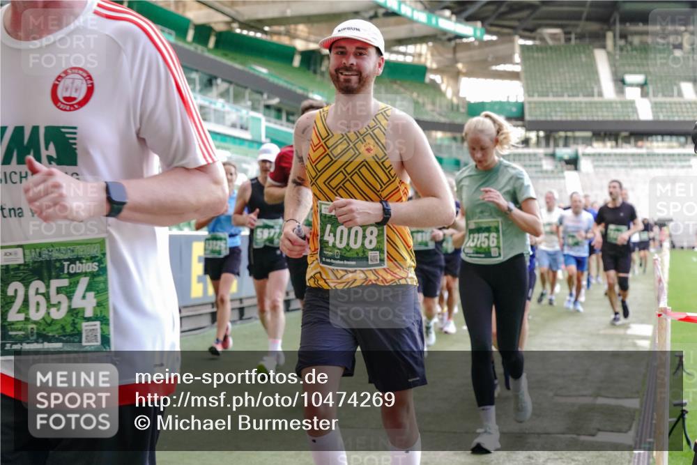 13.09.2026 - 21. swb-Marathon Bremen Michael Burmester http://msf.ph/oto/10474269 13.09.2026 13:15:55 Laufen im Stadion 134, 143, 153, 231, 263, 266, 300, 414, 598, 612, 653, 990, 1008, 1047, 1185, 1312, 1465, 1539, 1874, 2013, 2218, 2235, 2259, 2314, 2351, 2359, 2363, 2385, 2386, 2466, 2468, 2484, 2494, 2562, 2579, 2664, 2667, 2678, 2690, 2691, 2698, 2737, 2760, 2778, 2783, 2799, 2838, 2846, 2859, 2861, 2865, 2874, 2958, 2974, 2978, 2996, 3001, 3075, 3133, 3157, 3165, 3185, 3237, 3265, 3331, 3355, 3382, 3387, 3486, 3501, 3512, 3670, 3680, 3829, 4034, 4080, 4306, 703 meine-sportfotos.de