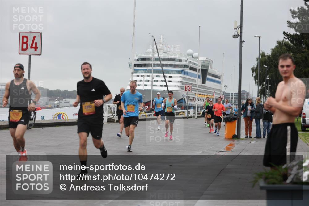 13.09.2026 - Kiel Lauf Andreas Tolksdorf http://msf.ph/oto/10474272 13.09.2026 11:45:38 Kiellinie 4, 1745, 2392, 4749, 3 meine-sportfotos.de