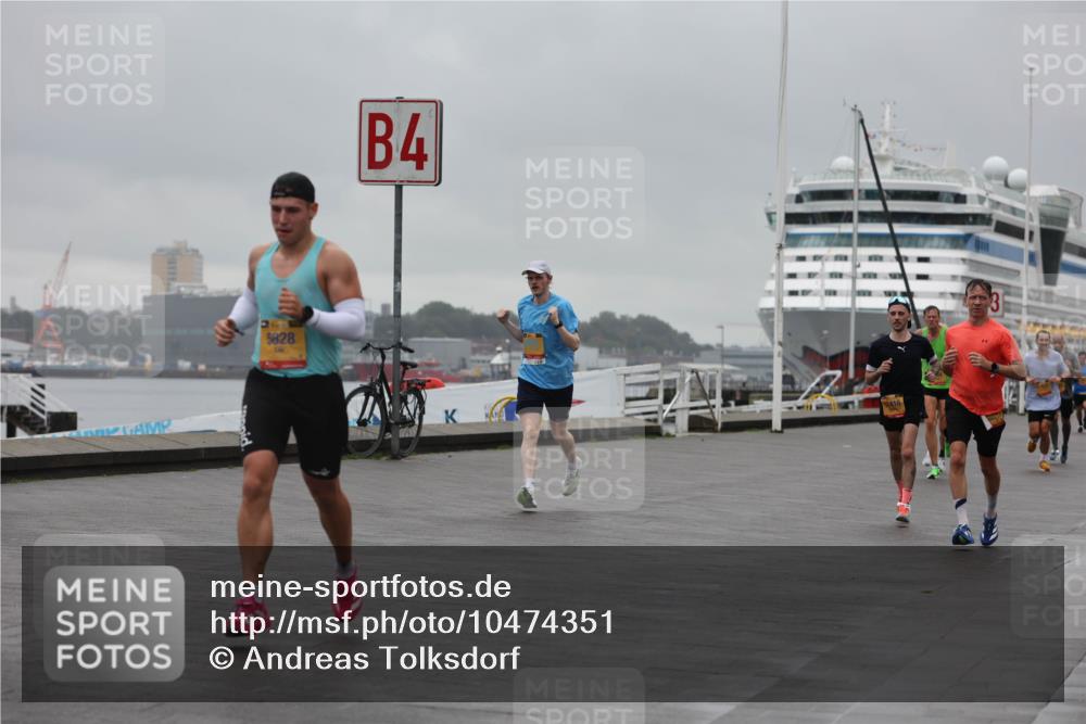 13.09.2026 - Kiel Lauf Andreas Tolksdorf http://msf.ph/oto/10474351 13.09.2026 11:45:43 Kiellinie 5828, 4, 3 meine-sportfotos.de