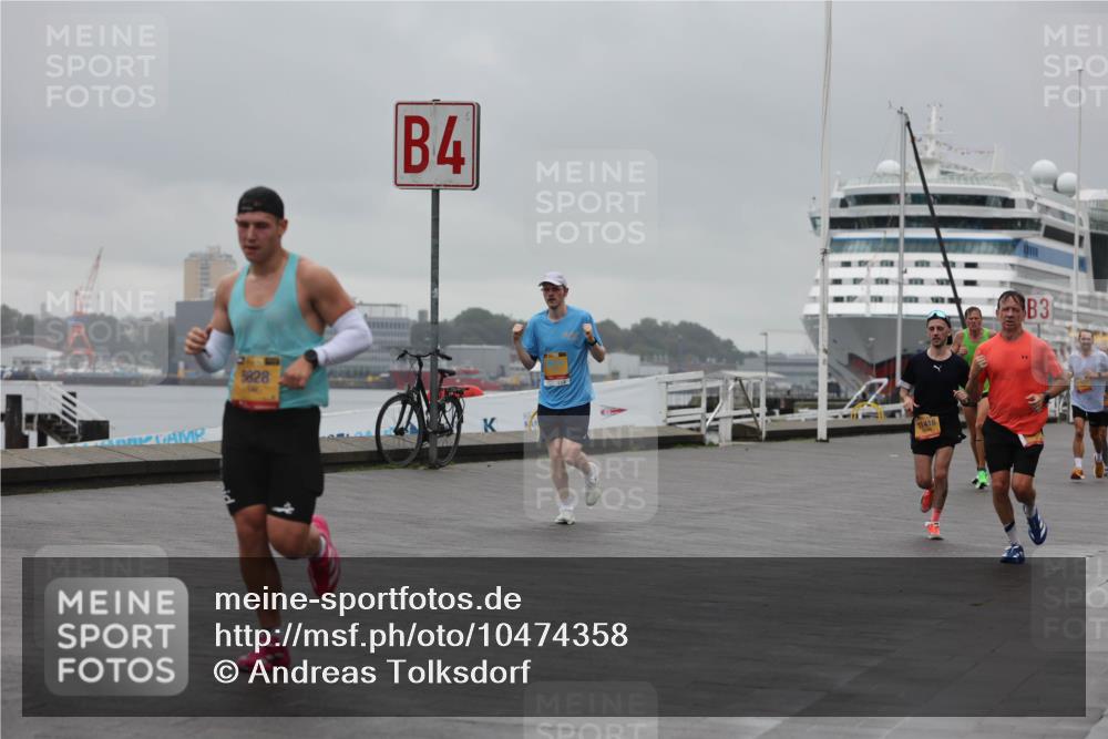 13.09.2026 - Kiel Lauf Andreas Tolksdorf http://msf.ph/oto/10474358 13.09.2026 11:45:43 Kiellinie 5828, 4, 11418, 3 meine-sportfotos.de