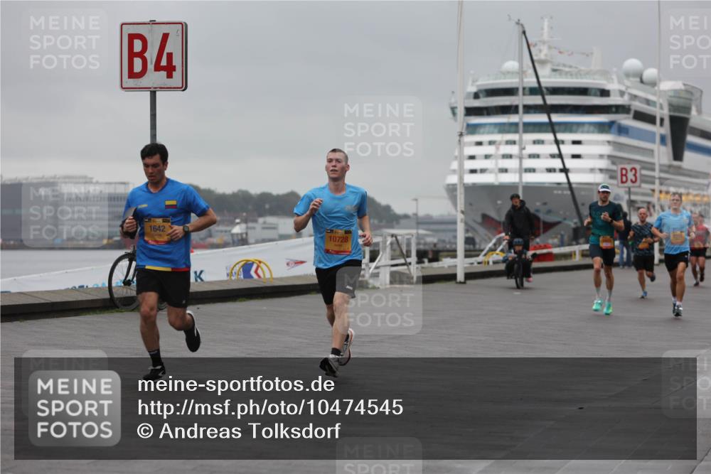 13.09.2026 - Kiel Lauf Andreas Tolksdorf http://msf.ph/oto/10474545 13.09.2026 11:45:59 Kiellinie 4, 1642, 10728, 3 meine-sportfotos.de